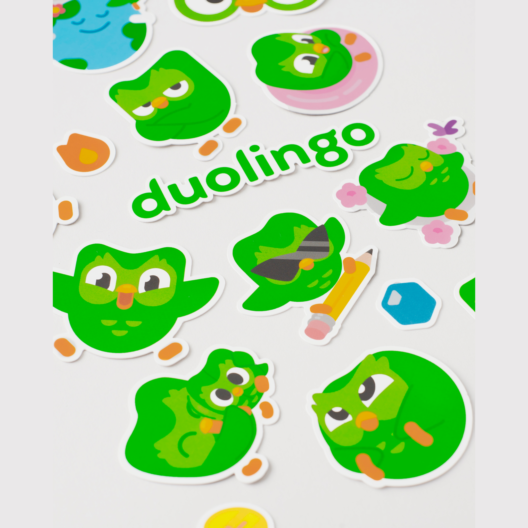 Dualies Sticker Duo sticker pack emea – Duolingo Europe